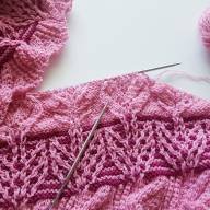 &#039;Pink &amp; Dark Red&#039; Crescent Lace Shawlette - 'Pink & Dark Red' Crescent Lace Shawlette