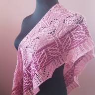 &#039;Pink &amp; Dark Red&#039; Crescent Lace Shawlette - 'Pink & Dark Red' Crescent Lace Shawlette