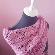 &#039;Pink &amp; Dark Red&#039; Crescent Lace Shawlette - 'Pink & Dark Red' Crescent Lace Shawlette