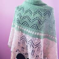 &#039;Green &amp; Buttermilk&#039; Triangular Large Lace Shawl - 'Green & Buttermilk' Triangular Large Lace Shawl