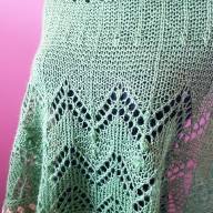&#039;Green &amp; Buttermilk&#039; Triangular Large Lace Shawl - 'Green & Buttermilk' Triangular Large Lace Shawl