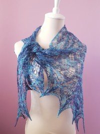 'Crystals' Triangular Lace Shawlette