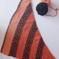 &#039;Mosaic Motif&#039; Triangular Shawl - 'Mosaic Motif' Triangular Shawl