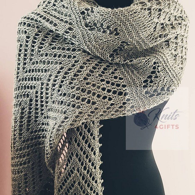 'Rustic Lace & Beads' Rectangular Wrap