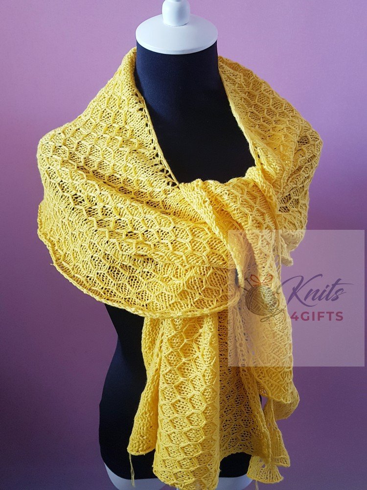 'Honeycomb' Crescent Asymmetrical Shawlette