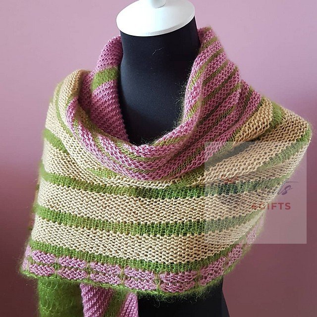 'Soft Fibers Combined' Large Asymmetric Wrap