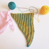 &#039;Green &amp; Yellow &#039; Large Triangular Lines &amp; Texture Shawl - 'Green & Yellow ' Large Triangular Lines & Texture Shawl
