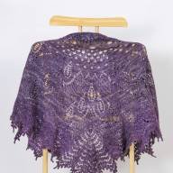 &#039;Black Tonal&#039; Triangular Lace Shawl - 'Black Tonal' Triangular Lace Shawl