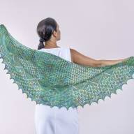 &#039;Green Hearts&#039; Crescent Lace Shawl - 'Green Hearts' Crescent Lace Shawl