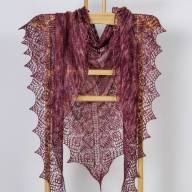 &#039;Brown-Red Tonal&#039; Triangular Lace Shawl - 'Brown-Red Tonal' Triangular Lace Shawl