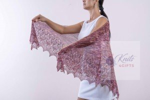 'Brown-Red Tonal' Triangular Lace Shawl